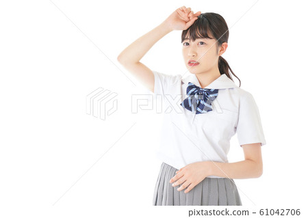 患有頭痛的年輕女學生 患有頭痛的年輕女學生 61042706
