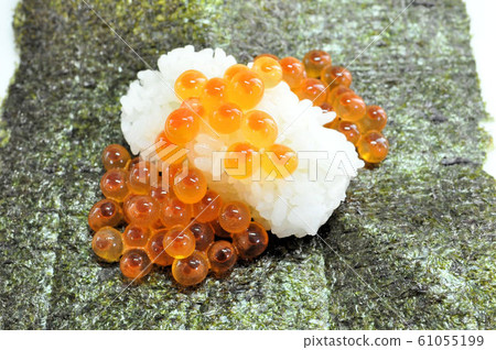 Ikura的手捲壽司 61055199