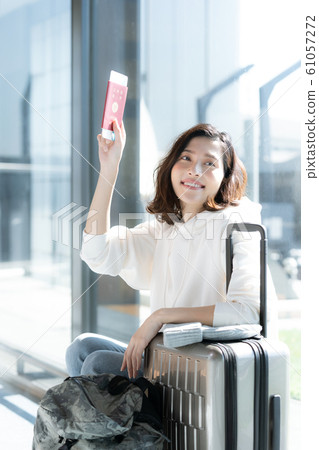 Ladies Travel Airport Ladies Travel Airport 61057272