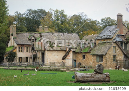 Versailles Palace-Queen's Village 61058609