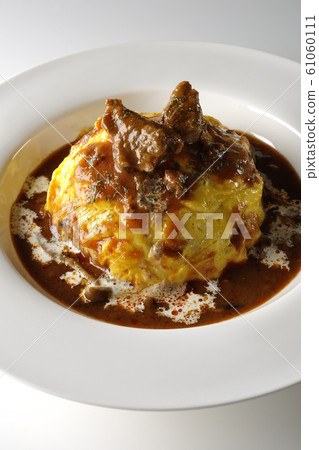 Omurice beef stew Omurice beef stew 61060111
