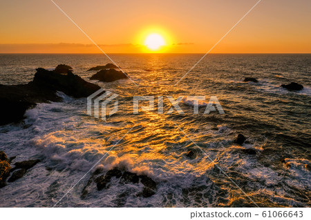 Sunset at Cape Echizen Sunset at Cape Echizen 61066643