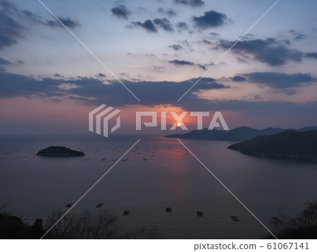Evening view of Harima Nada seen from Cape Manyo: Sunset from Cape Manyo 61067141