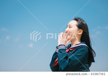 支持的高中生 61067361