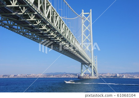 淡路島的明石海峽大橋 淡路島的明石海峽大橋 61068104