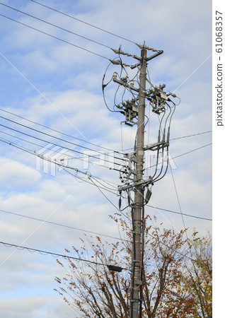 high voltage pole 61068357