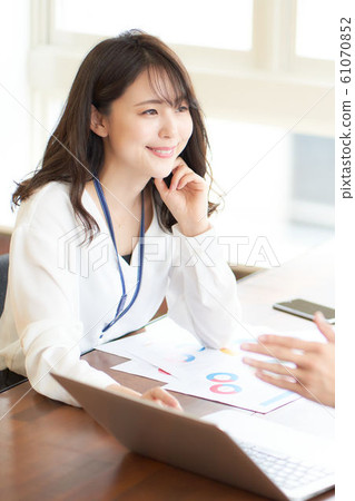 商務休閒婦女 商務休閒婦女 61070852