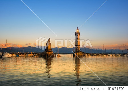 Harbour entrance of Lindau 61071701