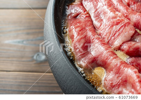 美味的肉鍋 61073669