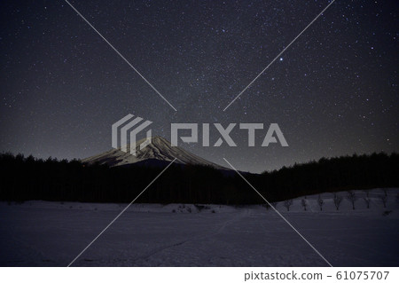 富士山星空<國家植樹節紀念廣場> 61075707