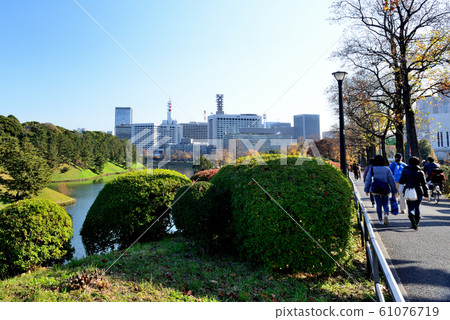 Tokyo Around the Imperial Palace in late autumn Sakurada moat and cityscape Tokyo Around the Imperial Palace in late autumn Sakurada moat and cityscape 61076719