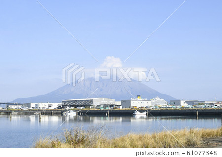 Sakurajima Kagoshima Marine Port View from Kagoshima Sakurajima Kagoshima Marine Port View from Kagoshima 61077348