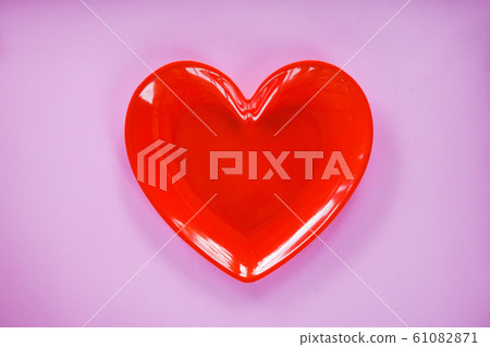 Red Heart On Pink / Valentines dinner romantic Red Heart On Pink / Valentines dinner romantic 61082871