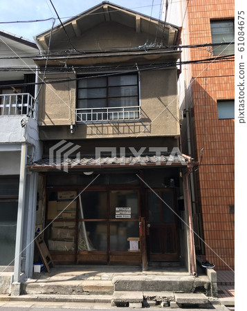 Old houses 61084675