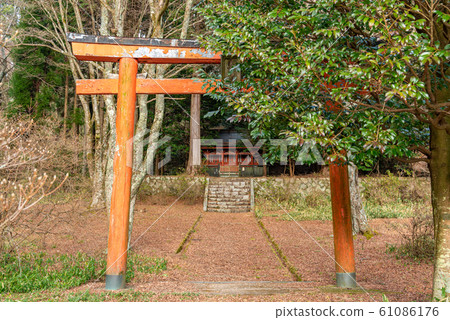 鳥見神社 61086176
