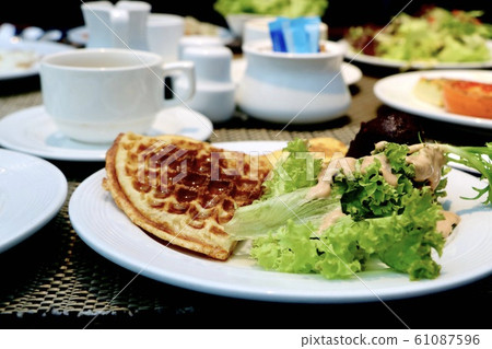 Breakfast 6 61087596