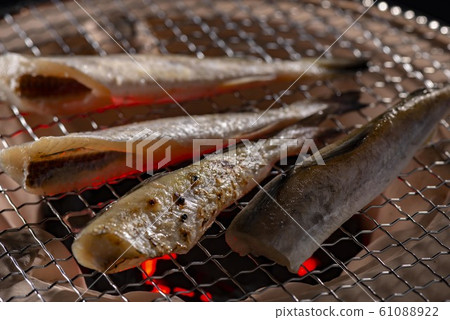 烤魚烤的形象 烤魚烤的形象 61088922