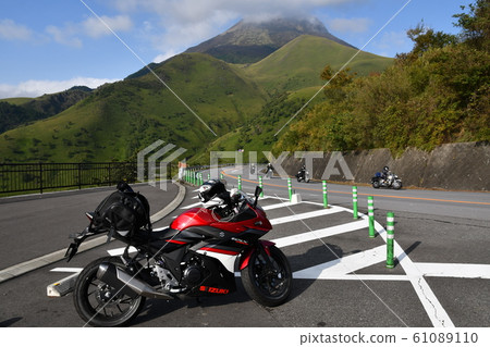 Touring 61089110