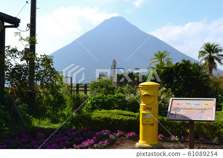Kagoshima, a sightseeing spot with a view of Kaimondake, JR Nishiyama station, the southernmost station in Japan Kagoshima, a sightseeing spot with a view of Kaimondake, JR Nishiyama station, the southernmost station in Japan 61089254