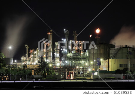 Factory night view from Yokkaichi Kasumigaura Ryokuchi Park 61089528