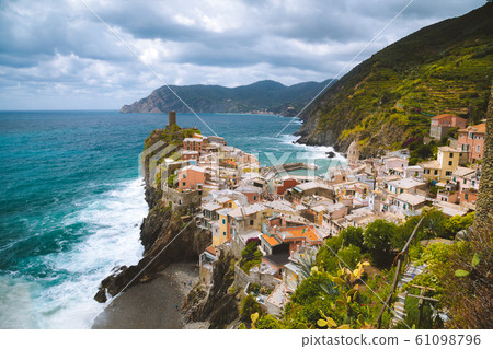 Vernazza, Cinque Terre, Liguria, Italy Vernazza, Cinque Terre, Liguria, Italy 61098796