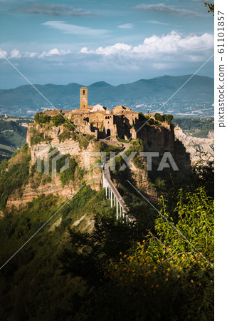Civita di Bagnoregio, Lazio, Italy 61101857