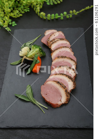 鴨熏牛肉 61106291