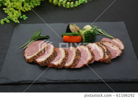 鴨熏牛肉 61106292