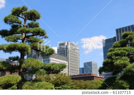 丸之內市,最高級的辦公區與皇宮外苑合作 丸之內市,最高級的辦公區與皇宮外苑合作 61107715