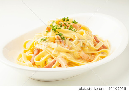 意大利細麵條Carbonara 意大利細麵條Carbonara 61109026