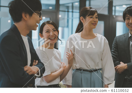 Workplace Communication 61110032