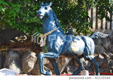 Hyotanyama Inari Shrine New Horse Statue Hyotanyama Inari Shrine New Horse Statue 61110164