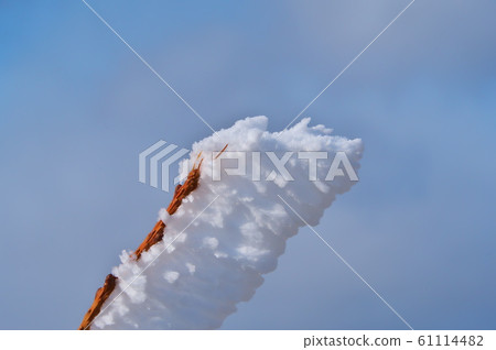 冬天的山 61114482