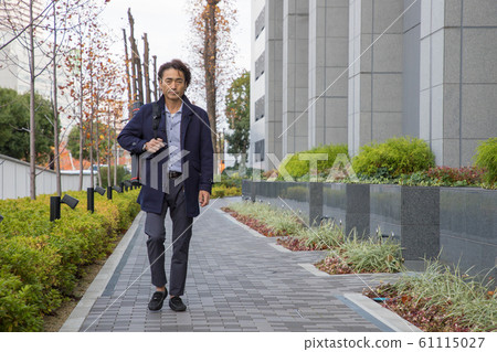 Freelance businessmen 61115027