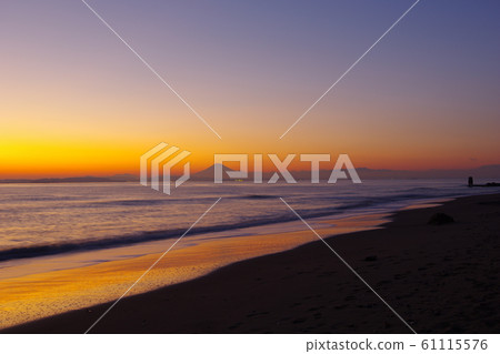 晚上風景富士 61115576