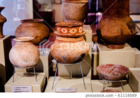 Ancient pottery and prehistory ceramic ware in Ban Chiang Museum 61118089