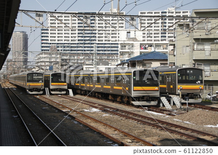 八木站拘留線南武線205系列 61122850