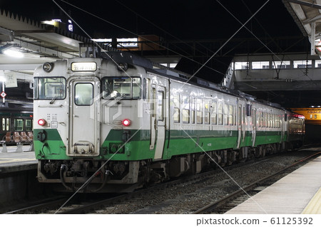 Tadami Line Kiha 40 stopped at Aizuwakamatsu Station Tadami Line Kiha 40 stopped at Aizuwakamatsu Station 61125392