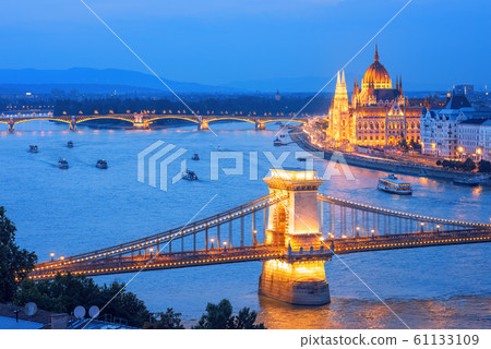 Budapest city on Danube river in the evening, 61133109