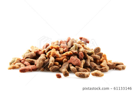 Dried Pet Food Isolated On White Background 61133146