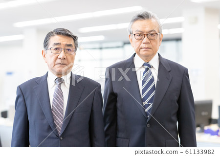 商務人士 商人 男性白領 61133982
