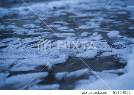 Frozen lakes hore. Ice texture abstract background Frozen lakes hore. Ice texture abstract background 61134991