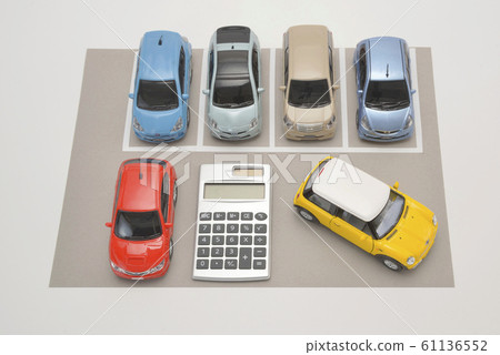  Parking Lot 61136552