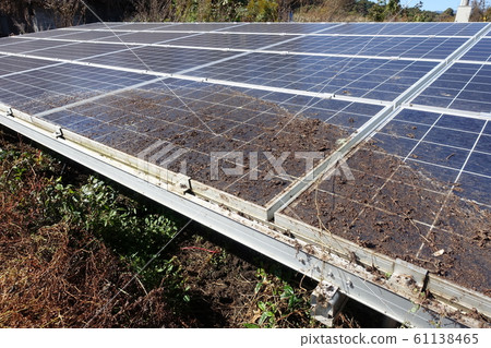 Dirty solar panel Dirty solar panel 61138465