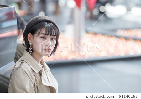 Waiting Waiting 61140165