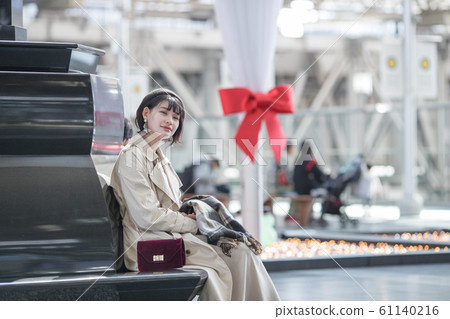 Waiting Waiting 61140216