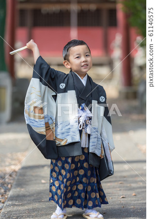 七五三男生男 照片素材 圖片 圖庫