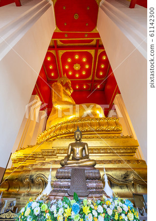 Ayutthaya,Thailand-June 7,2018:Principle Buddha image in a temple at Wihan Phra Mongkol Bophit is a Buddhist temple in the city of Ayutthaya 61142300