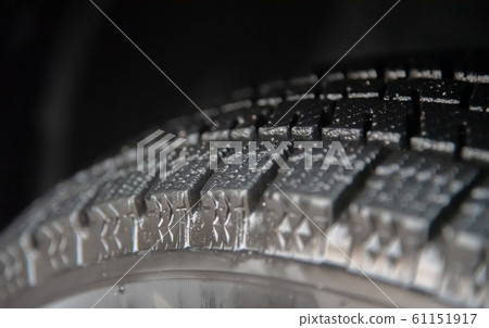 Studless tire tread up Studless tire tread up 61151917