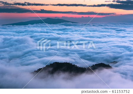 Lake Kussharo at dawn in Japan and Hokkaido 61153752